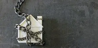 House In Chains Opt (1) (1)