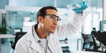 Scientist (1)